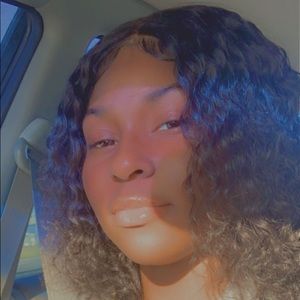 Meet your Posher, Kyndia